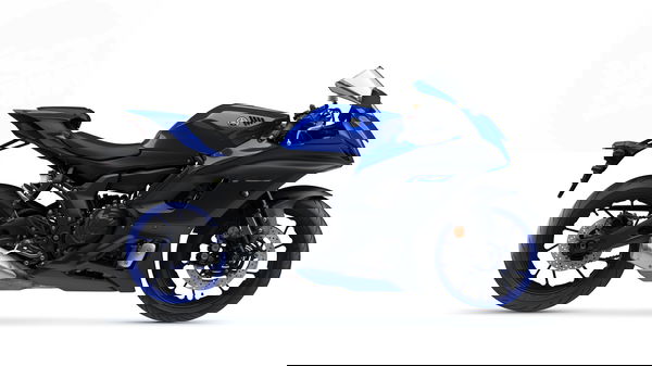 Yamaha R7 officially revealed 