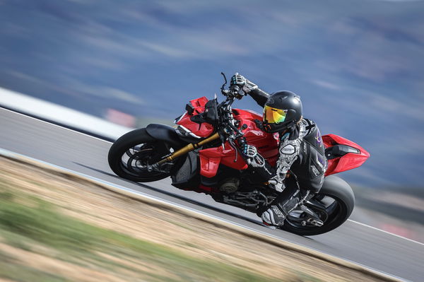 2025 Streetfighter V4 S - riding