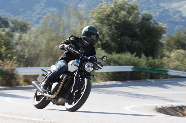 The updated Triumph Speed Twin 900