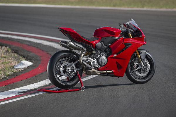 The 2025 Panigale V2 S