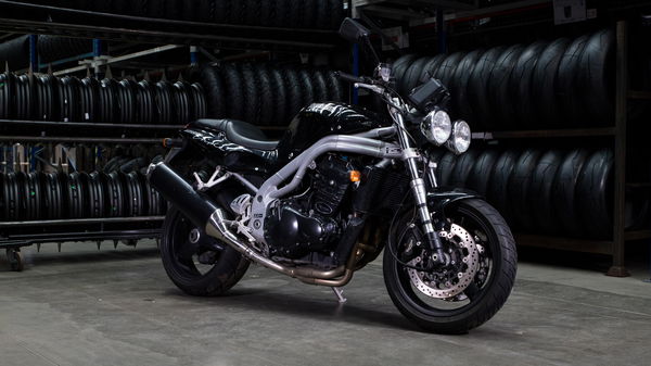 Triumph Speed Triple (T509)