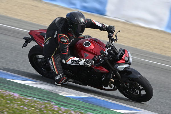 Street-Triple-765-RS-Visordown-review