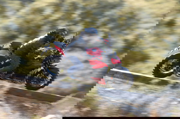 Streetfighter-V2-Visordown-review